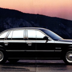 1992_Ford_Crown_Victoria_Prestige-12-13