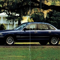 1994_Ford_Crown_Victoria-08-09