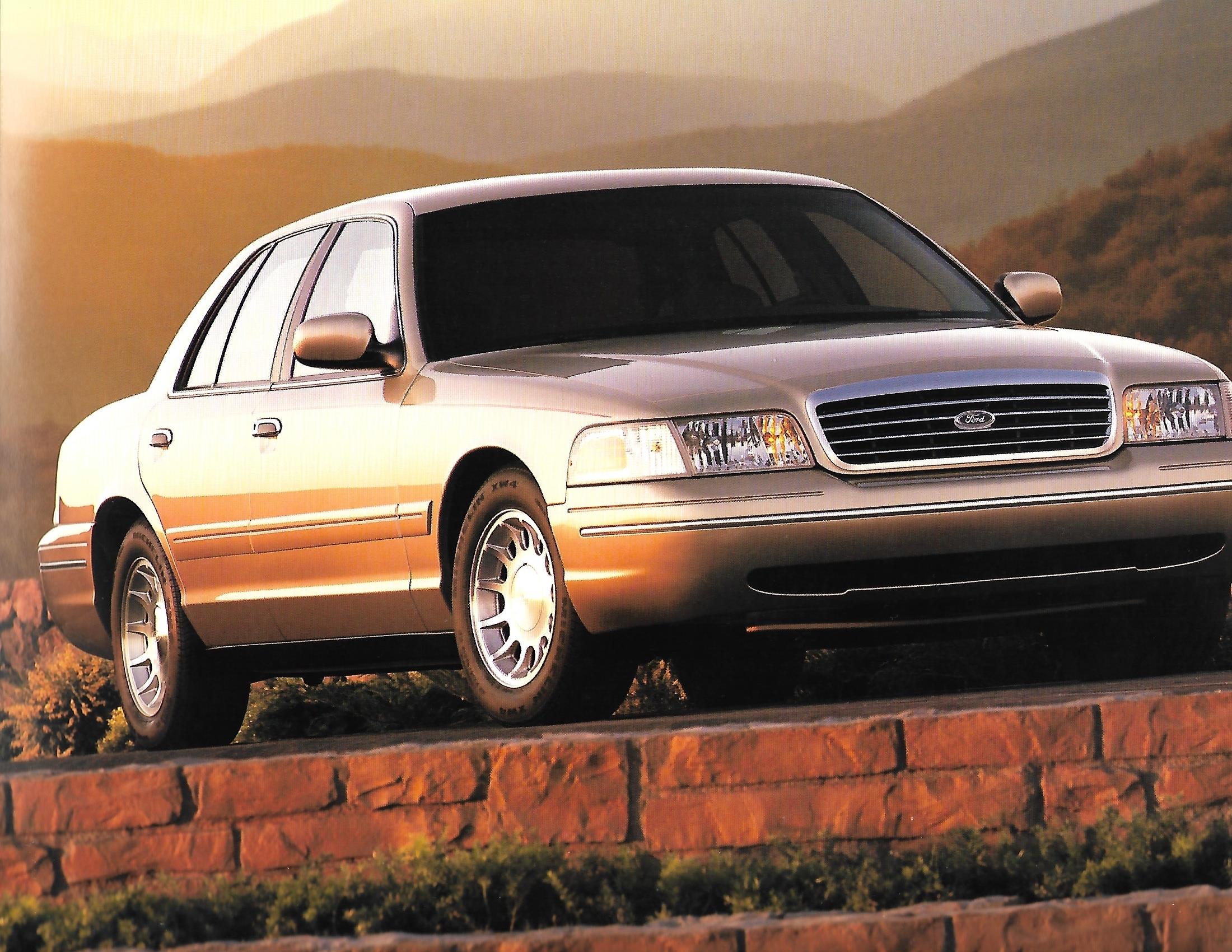 1999 Ford Crown Victoria-06