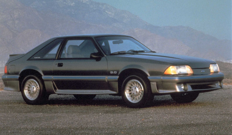 1987_Ford_Mustang