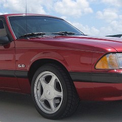 1990-Ford-Mustang