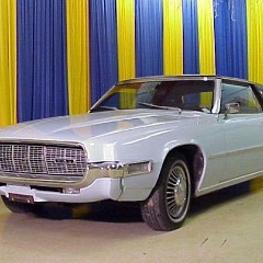 1968-Ford-Thunderbird