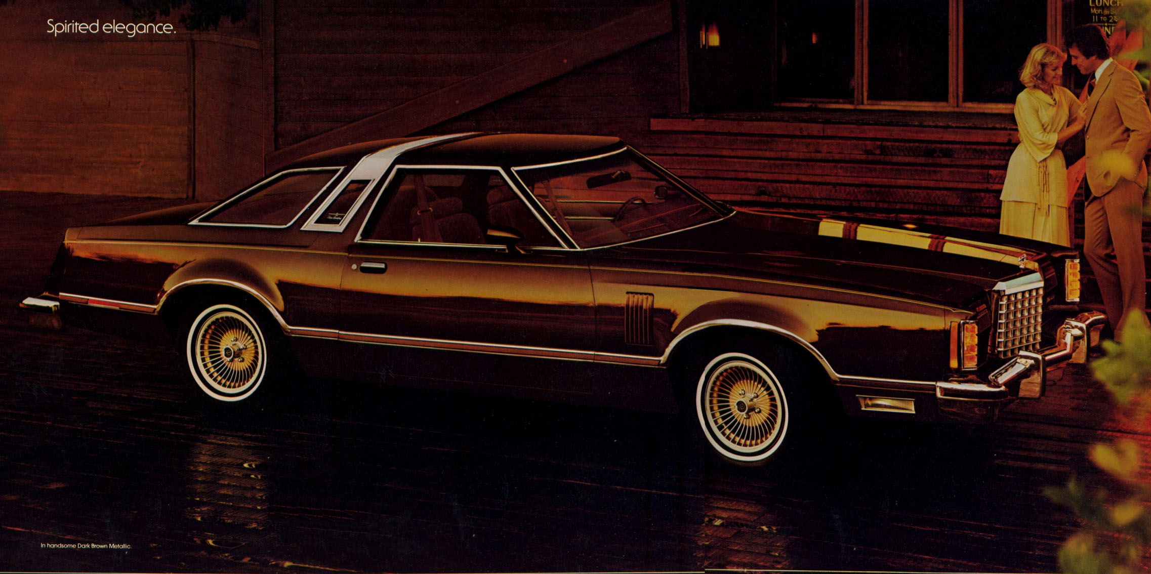 1977_Ford_Thunderbird_Town_Landau-04-05
