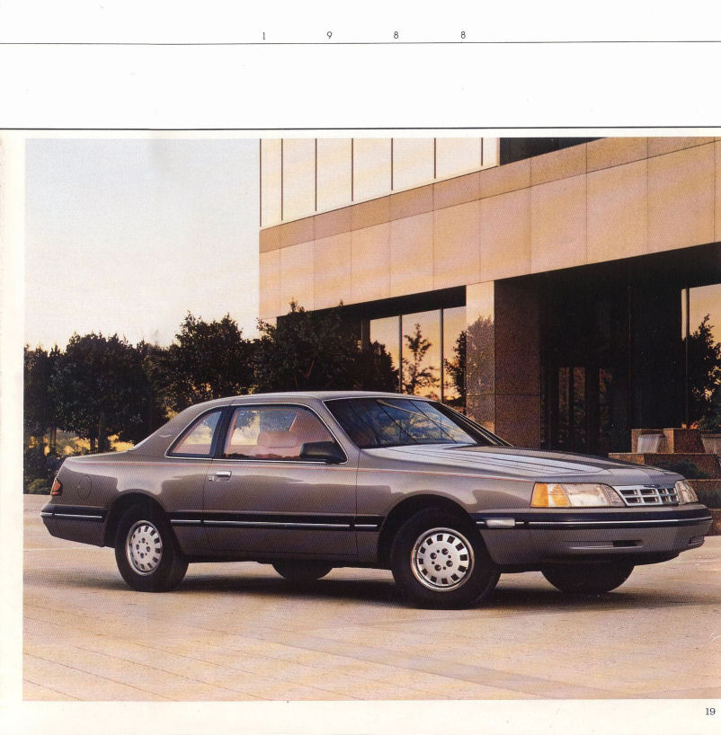 1988_Ford_Thunderbird-19