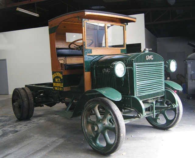 1923_Trucks_and_Vans