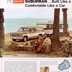 1974_GMC_Suburban-02