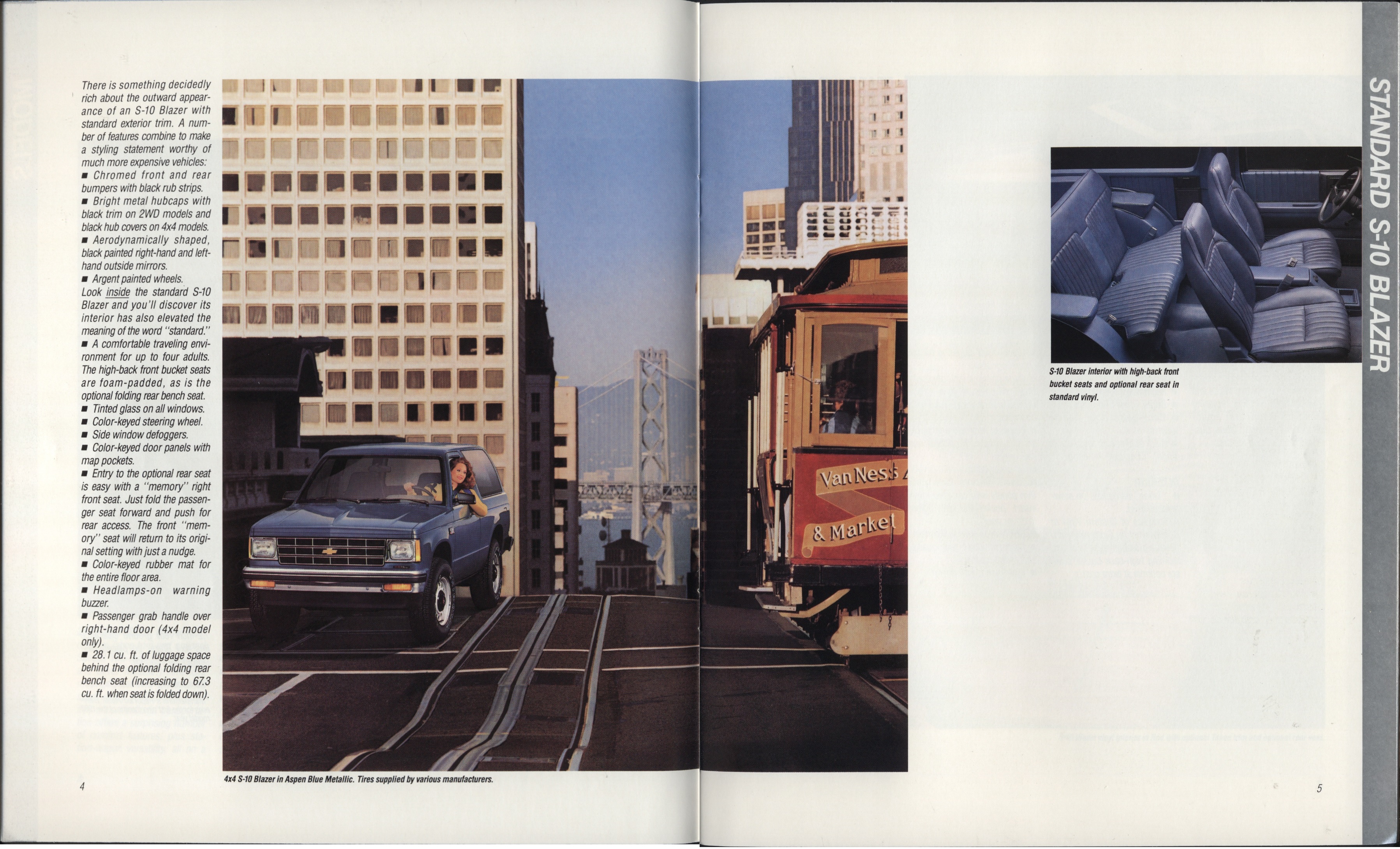 1988 Chevrolet S-10 Blazer Brochure 04-05