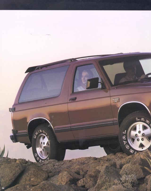 1990_Chevy_Trucks_V1-54