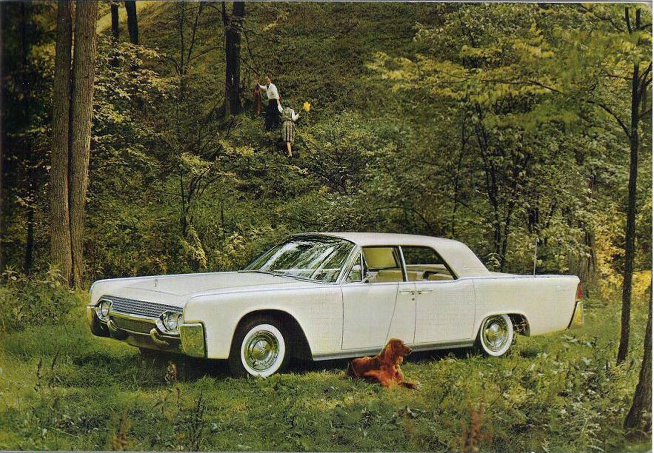 1961_Lincoln_Continental-04