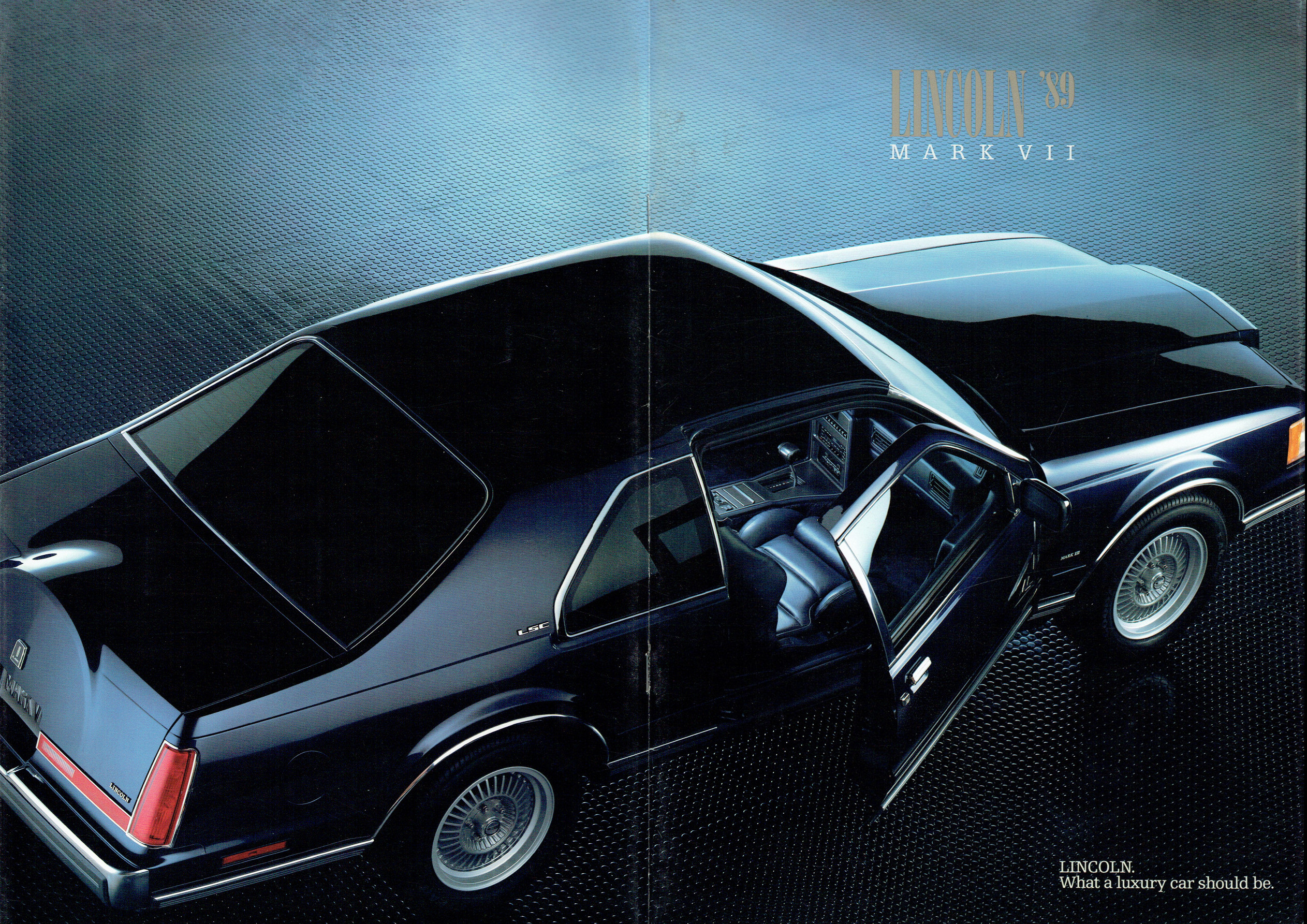 1989_Lincoln_Mark_VII-20-01