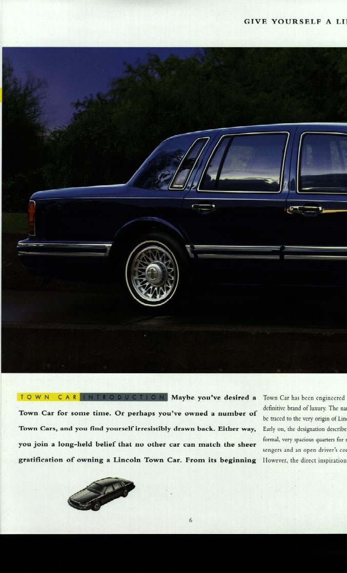 1994_Lincoln_Town_Car-03