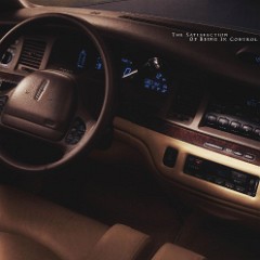 1997_Lincoln_Town_Car-09