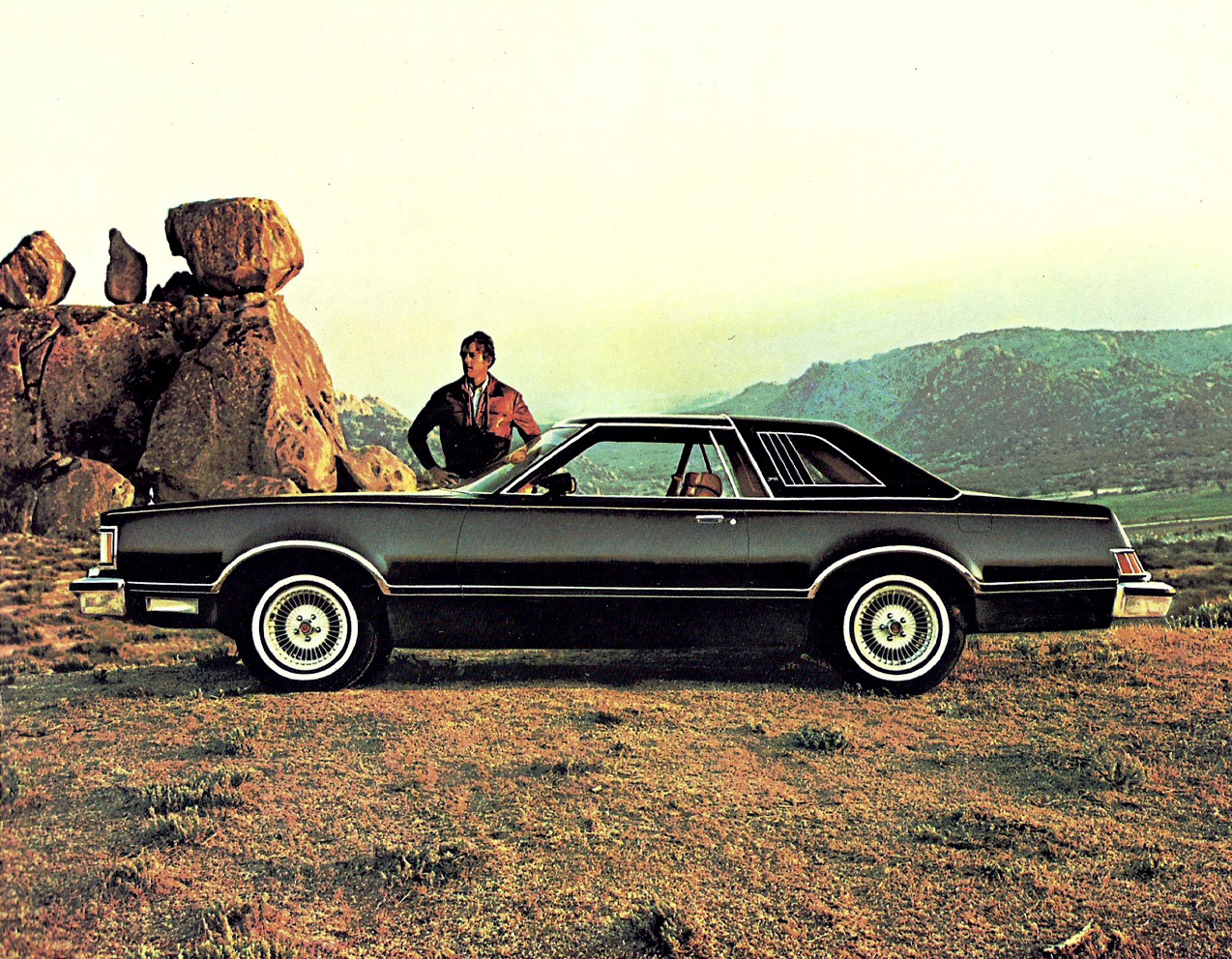 1977_Mercury_Cougar_Prestige-07