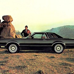 1977_Mercury_Cougar_Prestige-07