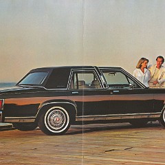 1985_Mercury_Grand_Marquis-03-04