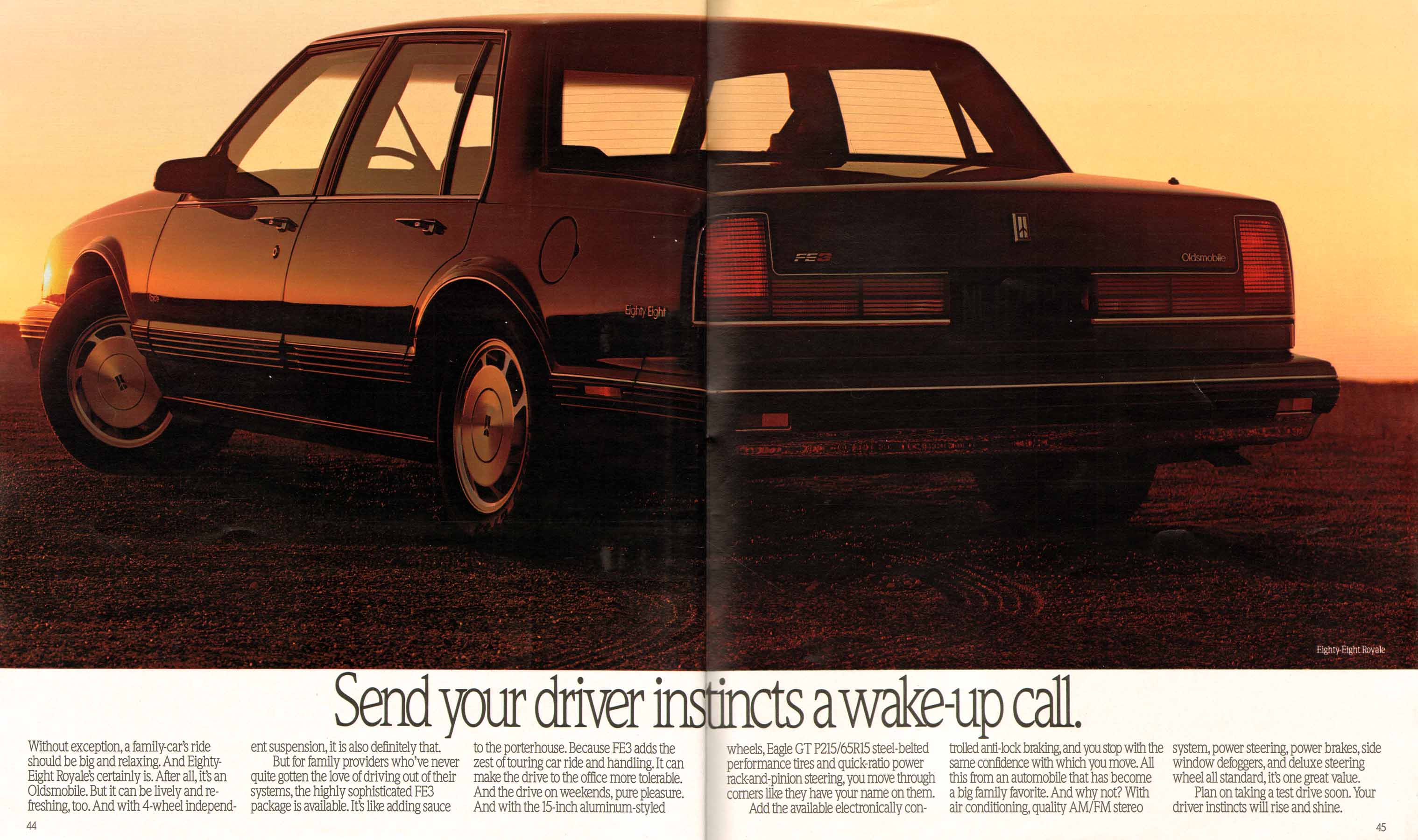 1990_Oldsmobile_Full_Size_Prestige-44-45