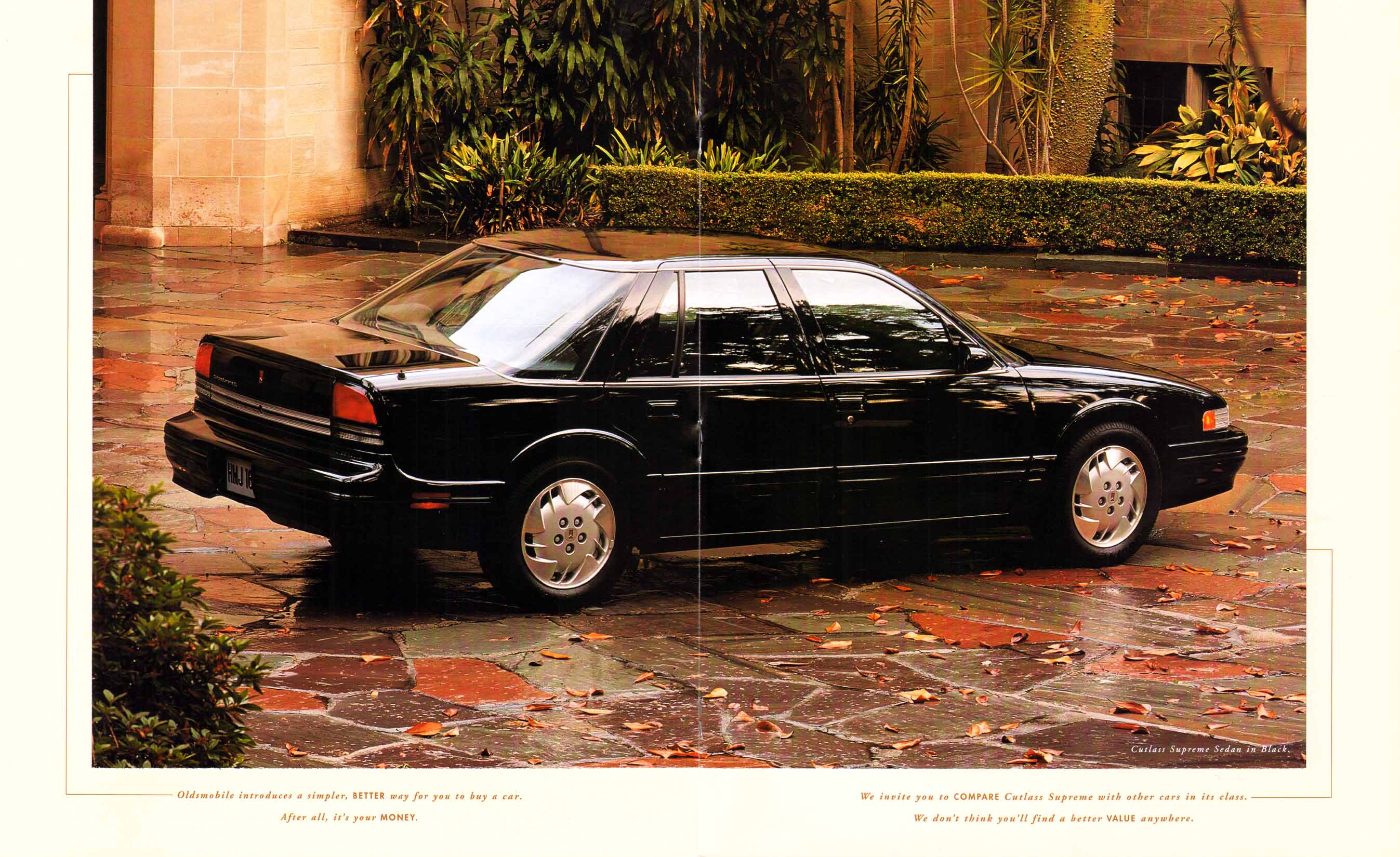 1995_Oldsmobile_Cutlass_Supreme-14-15