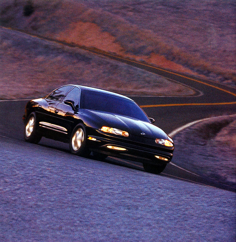 1997_Oldsmobile_Aurora-20