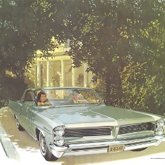 1963_Pontiac_Full_Size_Prestige-10