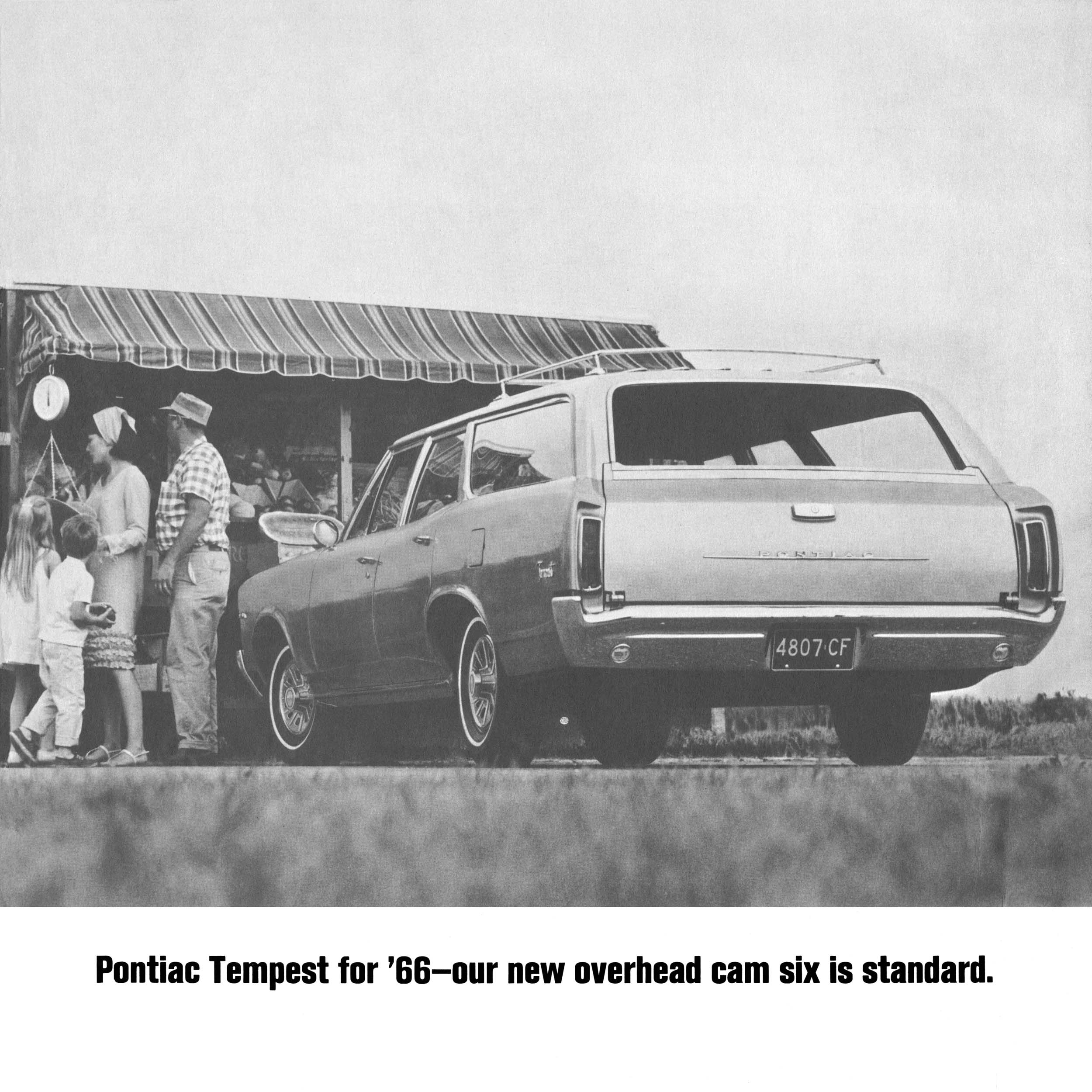 1966_Pontiac_Station_Wagon_Folder-10