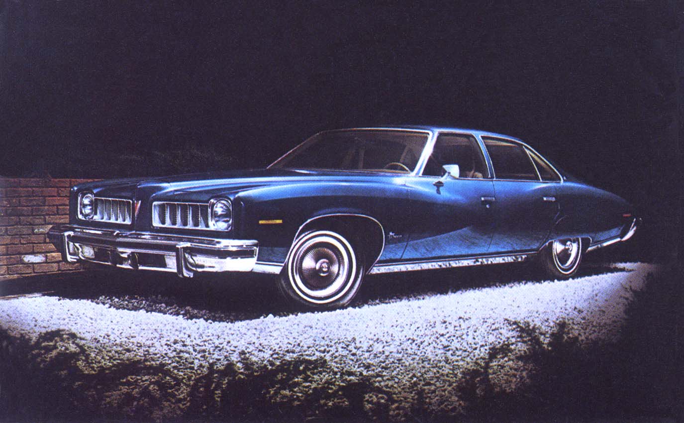 1974_Pontiac_Postcard-08a