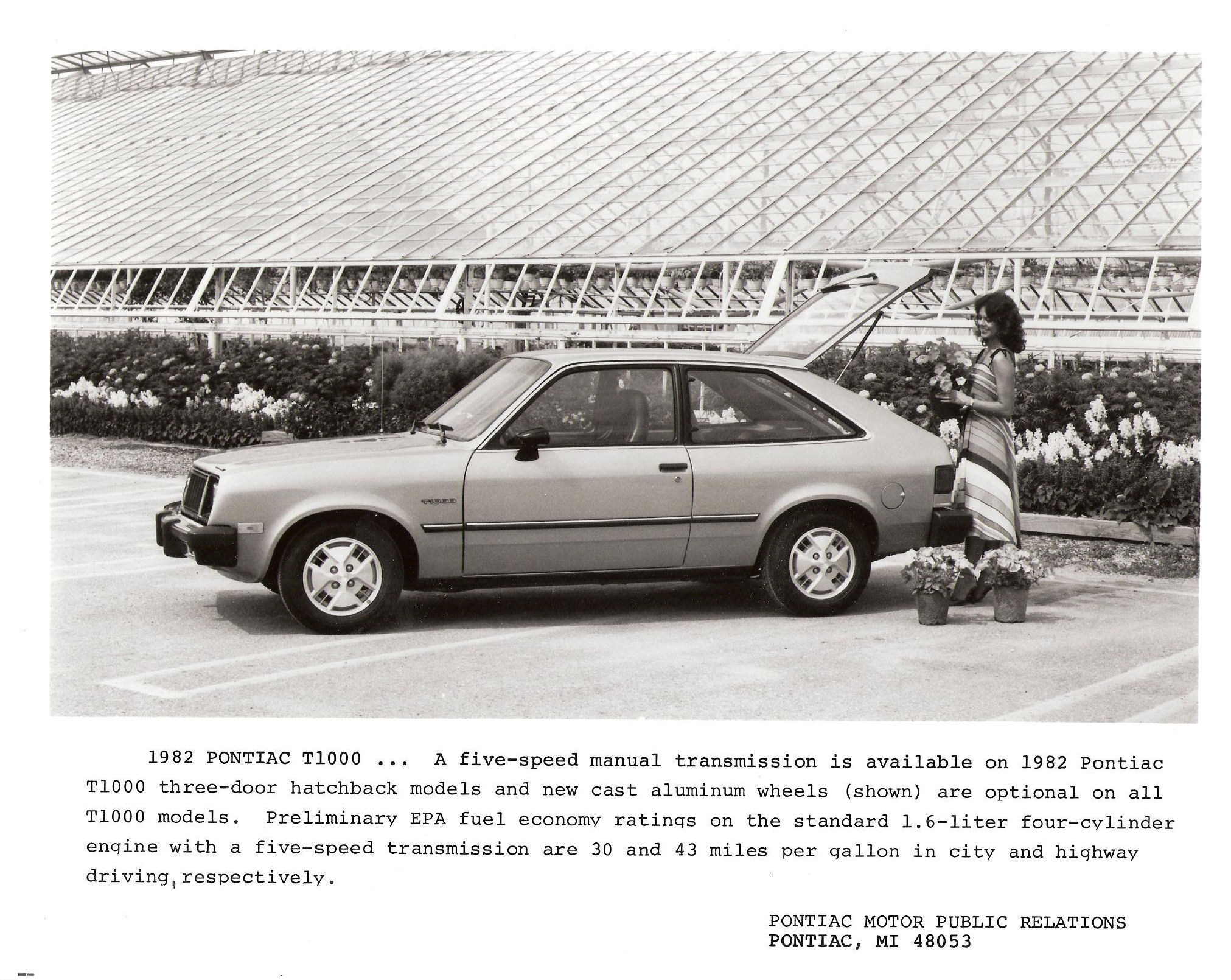 1982_Pontiac_Press_Realease-05