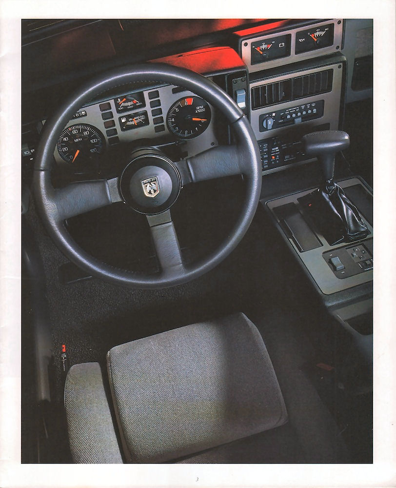 1986_Pontiac_Fiero_GT_and_600_SE-05