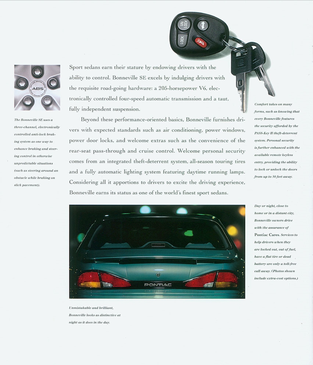 1997_Pontiac_Bonneville-16